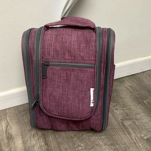 Travel /Toiletry bag by Narwey new